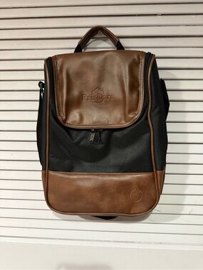 Freshore Wine Leather Tote Cooler Insulated Bag -2 bottle Dark Brown
New
